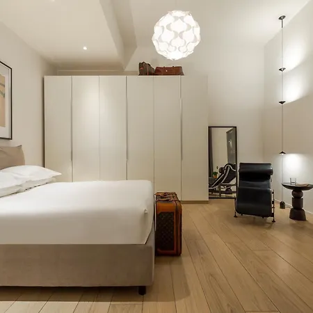 The Architect - Exclusive Loft In Ponterosso アパート トリエステ