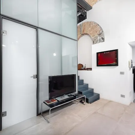 דירה The Architect - Exclusive Loft In Ponterosso טריאסטה