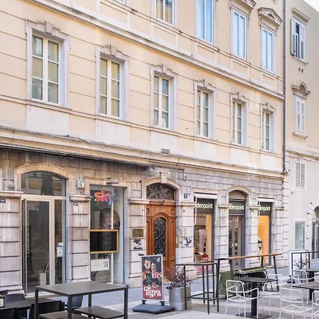 The Architect - Exclusive Loft In Ponterosso דירה *