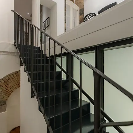 The Architect - Exclusive Loft In Ponterosso * טריאסטה